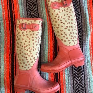 Women’s hunter boots in mint & coral floral